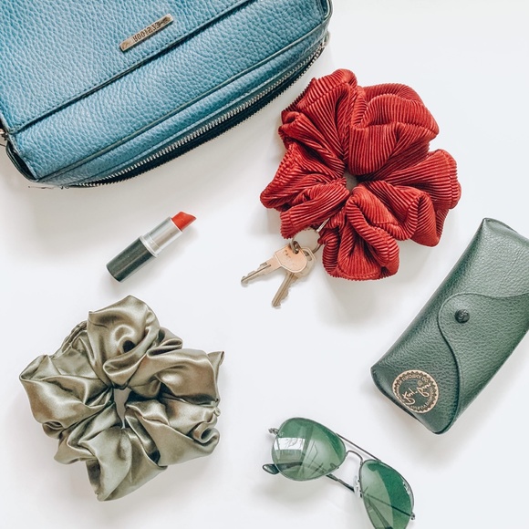 Scrunchies - Picture 13 of 13